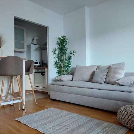 Balcony Apartment, 5 Min Walk To First District Виена Екстериор снимка
